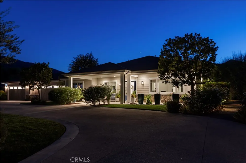 26185 Ravenhill Road Canyon Country, CA 91387