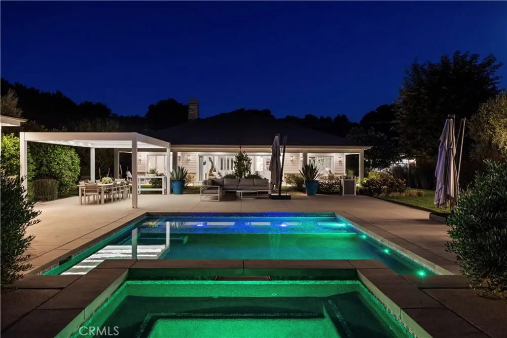 26185 Ravenhill Road Canyon Country, CA 91387