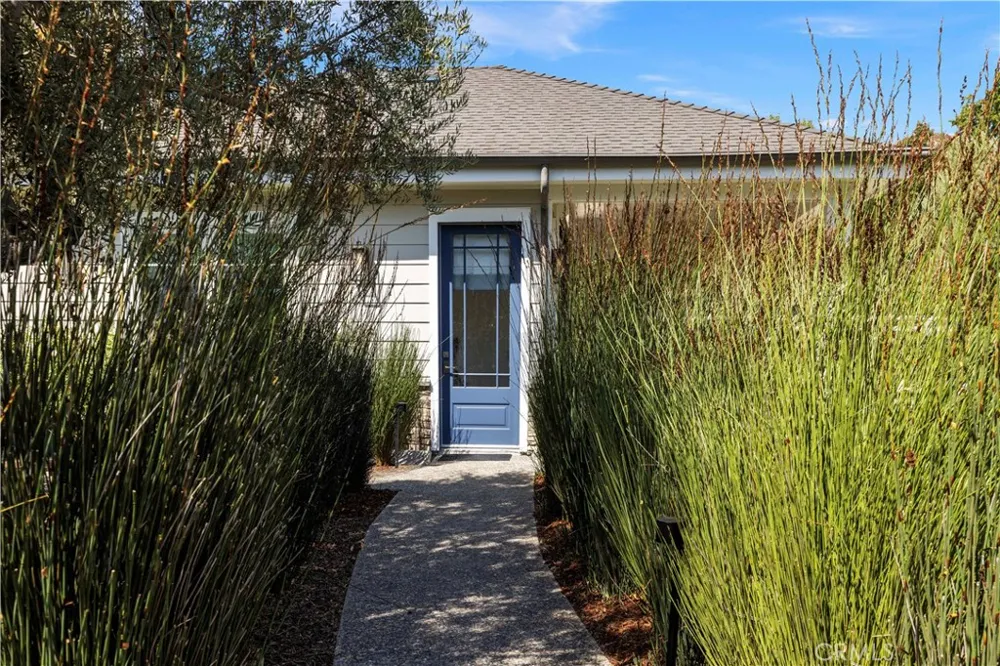26185 Ravenhill Road Canyon Country, CA 91387