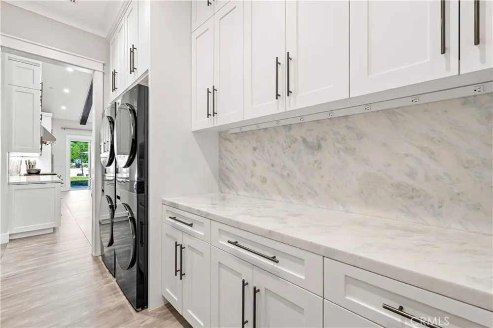 26185 Ravenhill Road Canyon Country, CA 91387