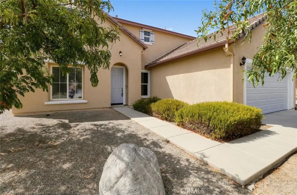 12571 Verano Street Victorville, CA 92392