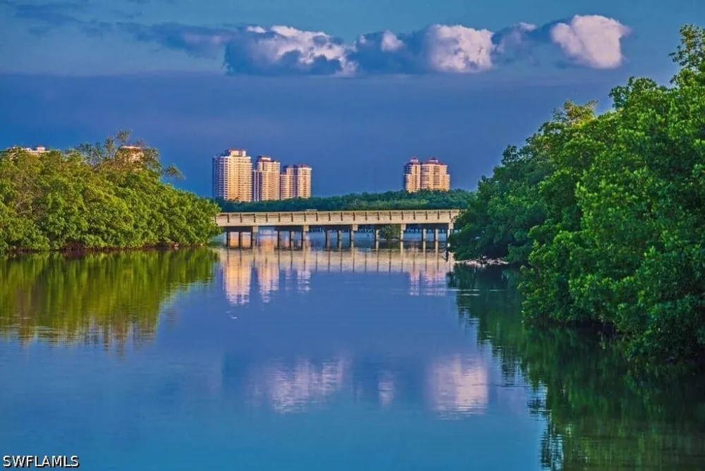 Seychelles Drive #402 Naples, FL 34112