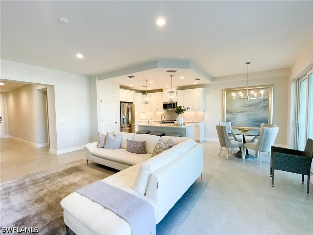 Seychelles Drive #402 Naples, FL 34112