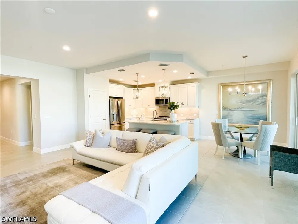 Seychelles Drive #402 Naples, FL 34112