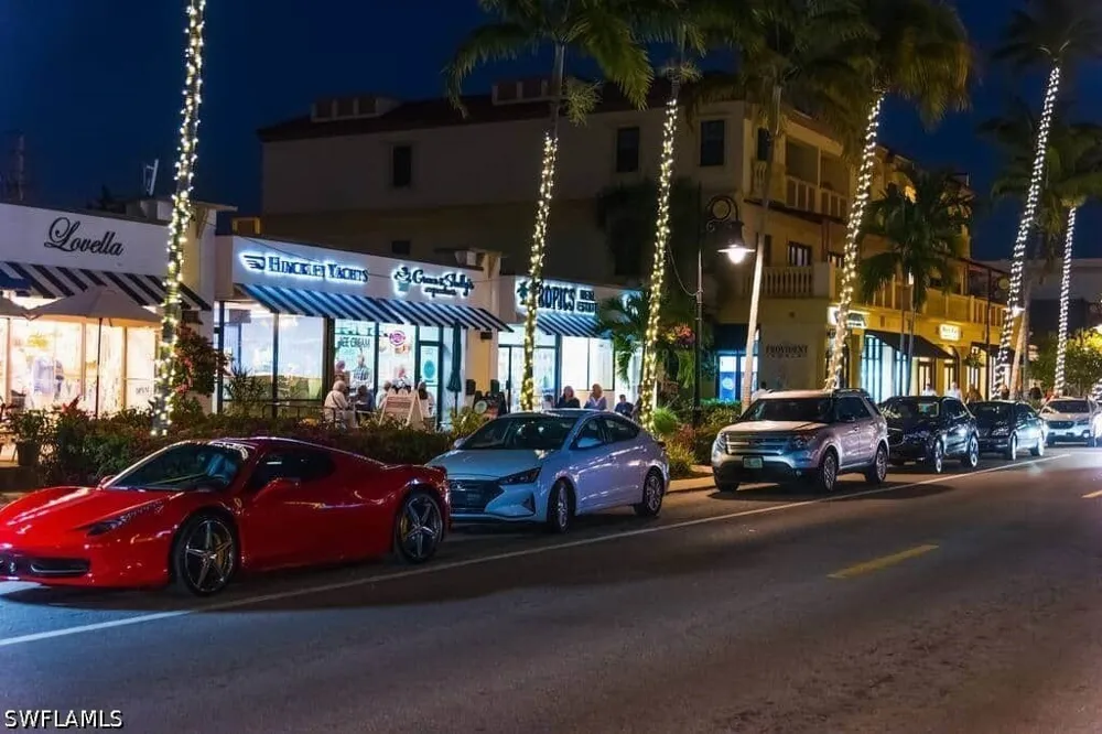 Seychelles Drive #402 Naples, FL 34112