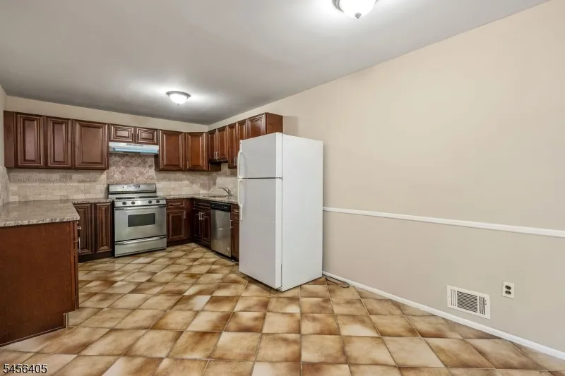 103 Continental Rd Parsippany-Troy Hills, NJ 07950