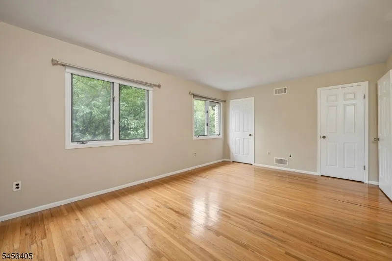 103 Continental Rd Parsippany-Troy Hills, NJ 07950