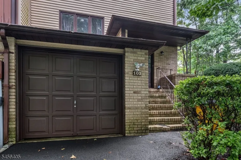 103 Continental Rd Parsippany-Troy Hills, NJ 07950