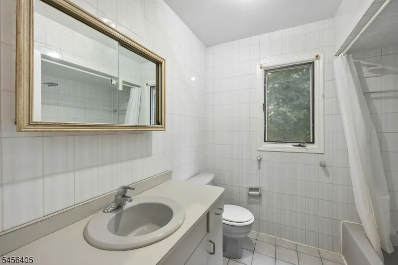 103 Continental Rd Parsippany-Troy Hills, NJ 07950