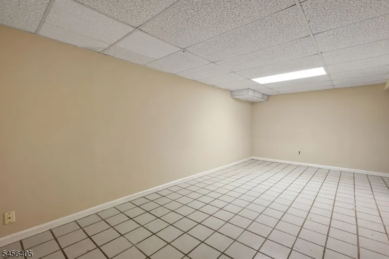 103 Continental Rd Parsippany-Troy Hills, NJ 07950