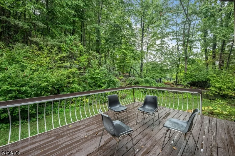 103 Continental Rd Parsippany-Troy Hills, NJ 07950