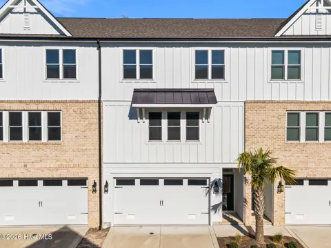 823 Anchors Bend Way