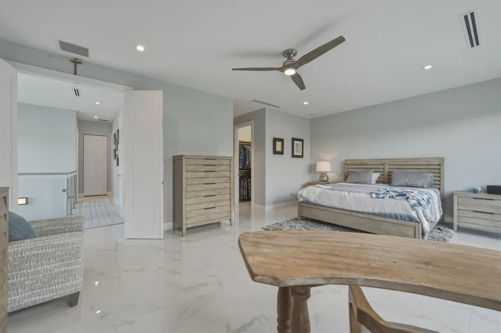 5 SE 11th Avenue Fort Lauderdale, FL 33301