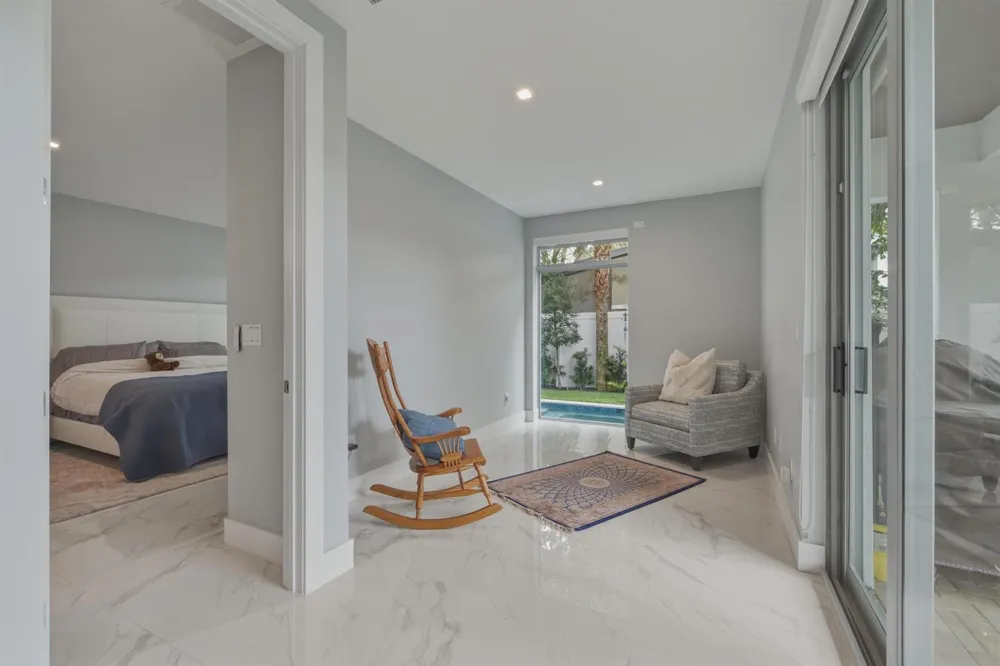 5 SE 11th Avenue Fort Lauderdale, FL 33301