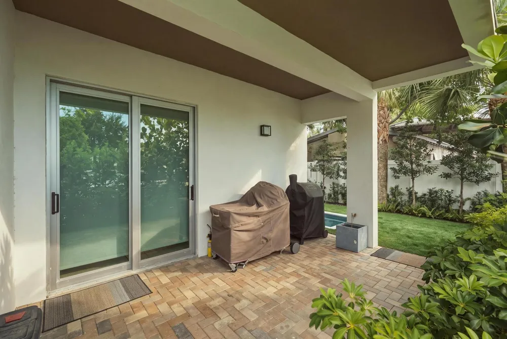 5 SE 11th Avenue Fort Lauderdale, FL 33301