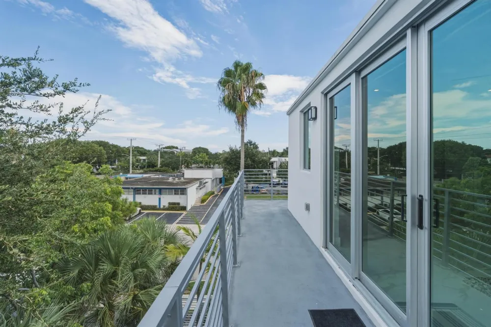 5 SE 11th Avenue Fort Lauderdale, FL 33301