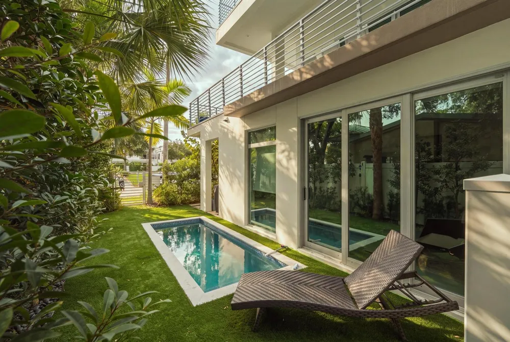 5 SE 11th Avenue Fort Lauderdale, FL 33301