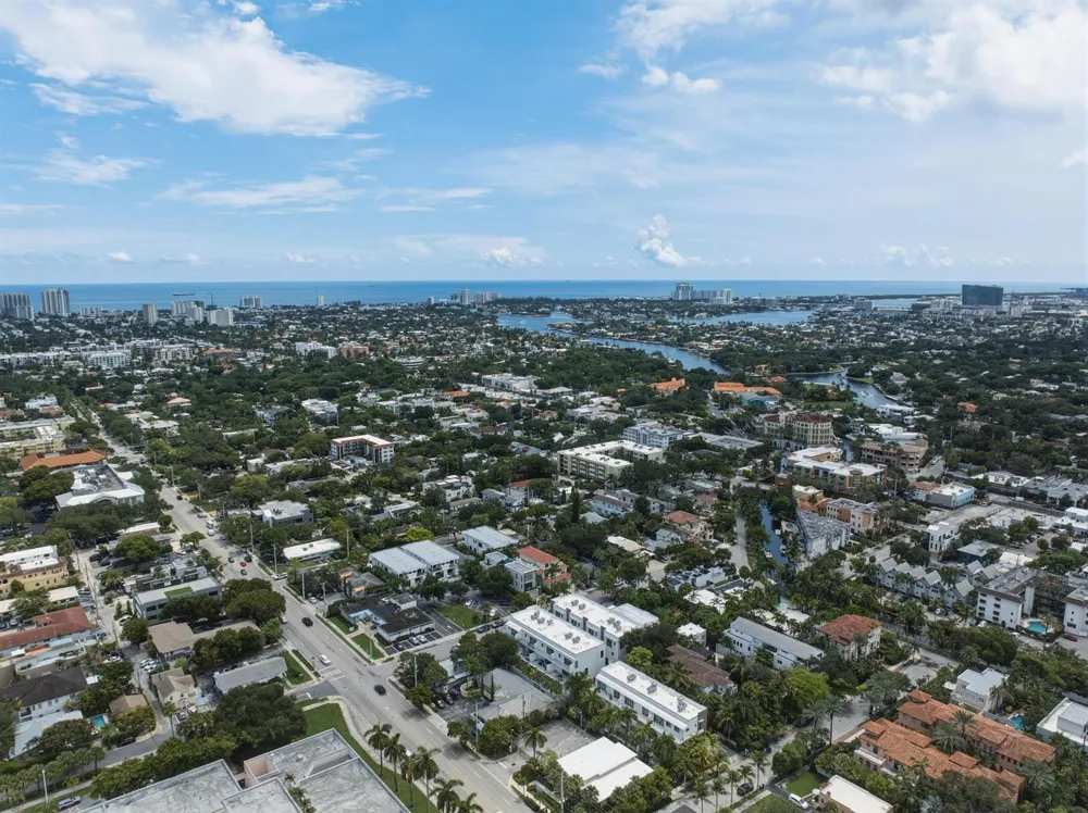 5 SE 11th Avenue Fort Lauderdale, FL 33301