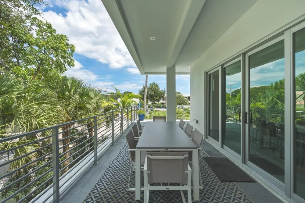 5 SE 11th Avenue Fort Lauderdale, FL 33301