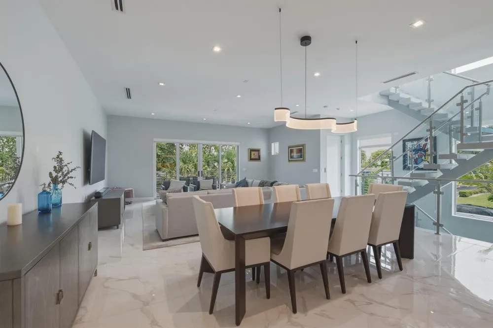 5 SE 11th Avenue Fort Lauderdale, FL 33301