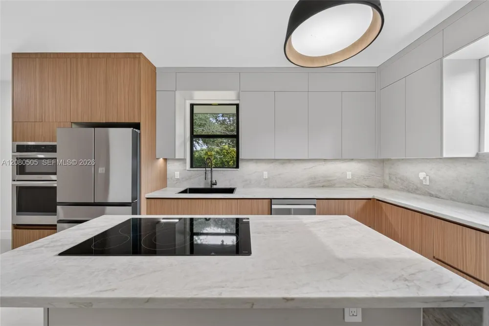 8230 SW 117th Ter Miami, FL 33156