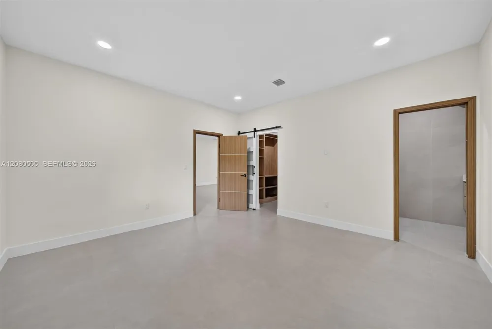8230 SW 117th Ter Miami, FL 33156