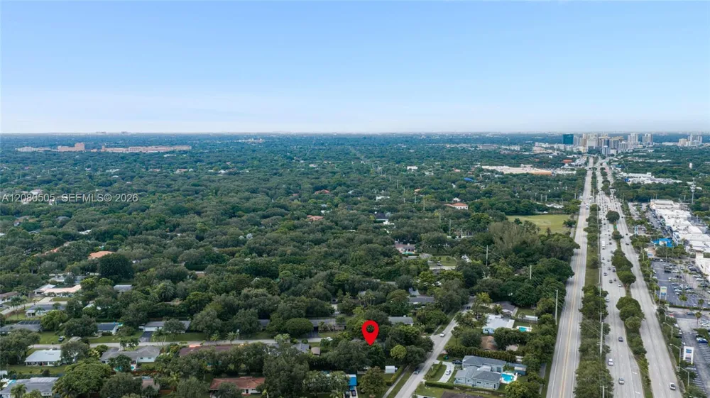8230 SW 117th Ter Miami, FL 33156