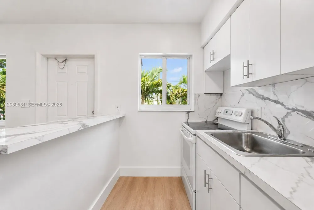 1545 Lenox Ave #11 Miami Beach, FL 33139