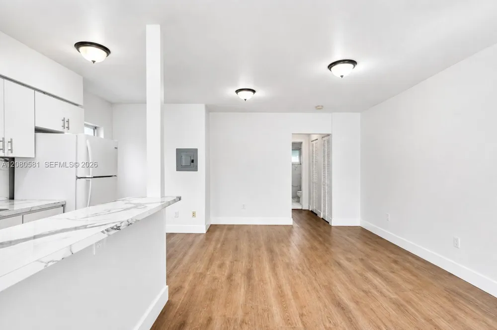 1545 Lenox Ave #11 Miami Beach, FL 33139