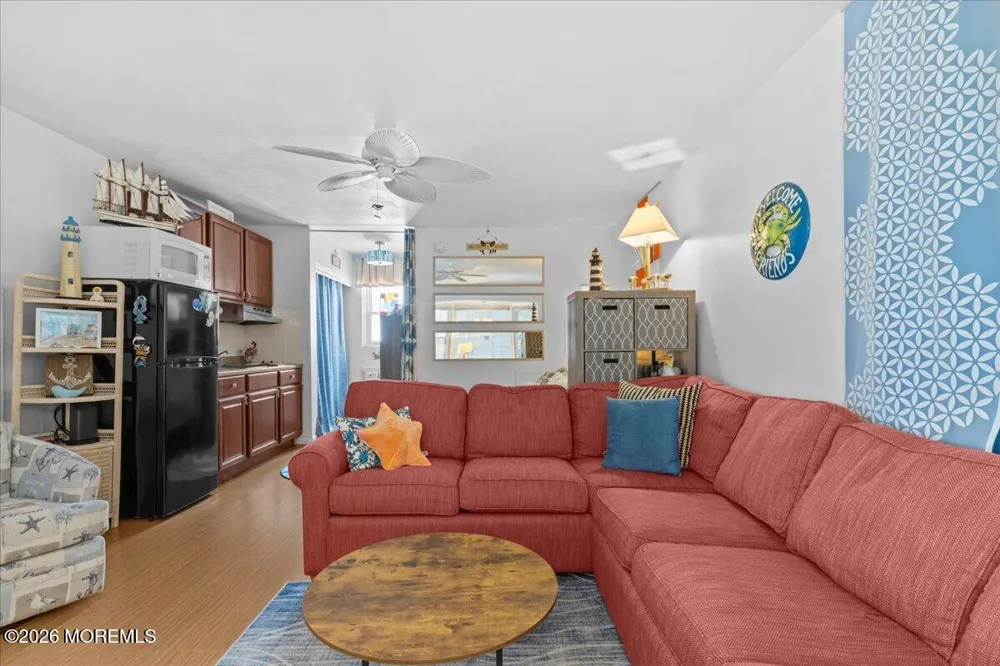 402 E Saint Paul Avenue #205 Wildwood, NJ 08260