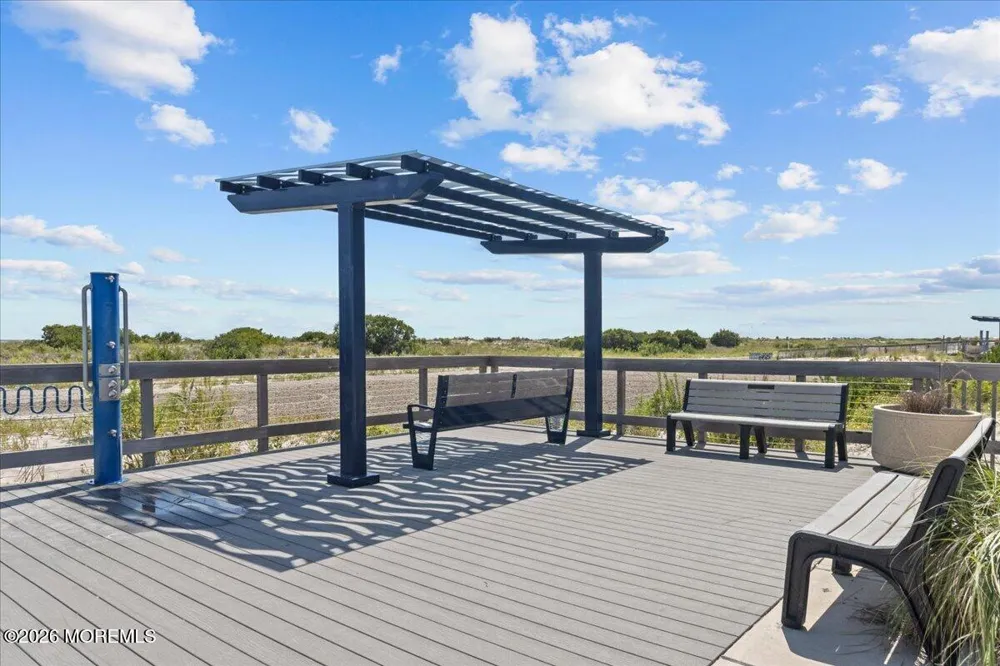 402 E Saint Paul Avenue #205 Wildwood, NJ 08260