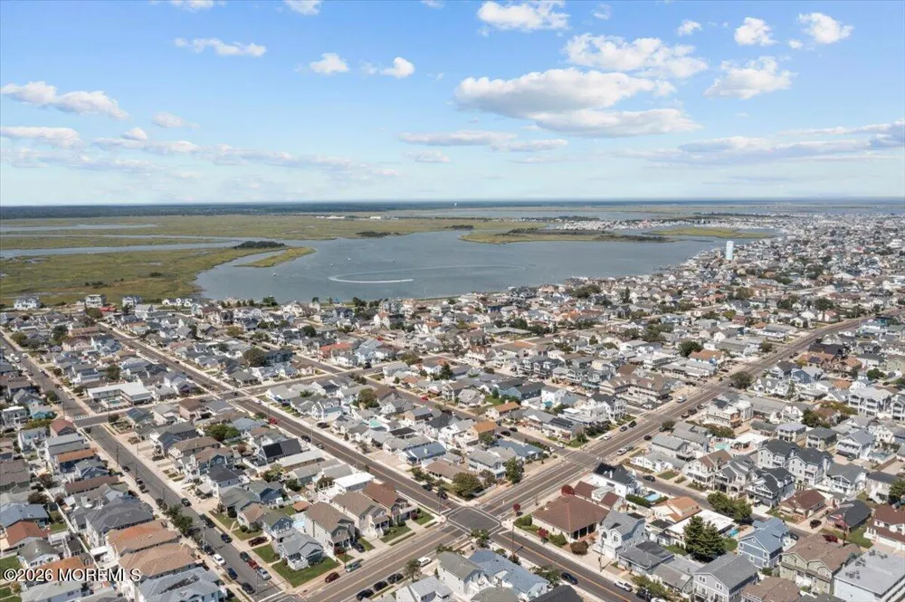 402 E Saint Paul Avenue #205 Wildwood, NJ 08260