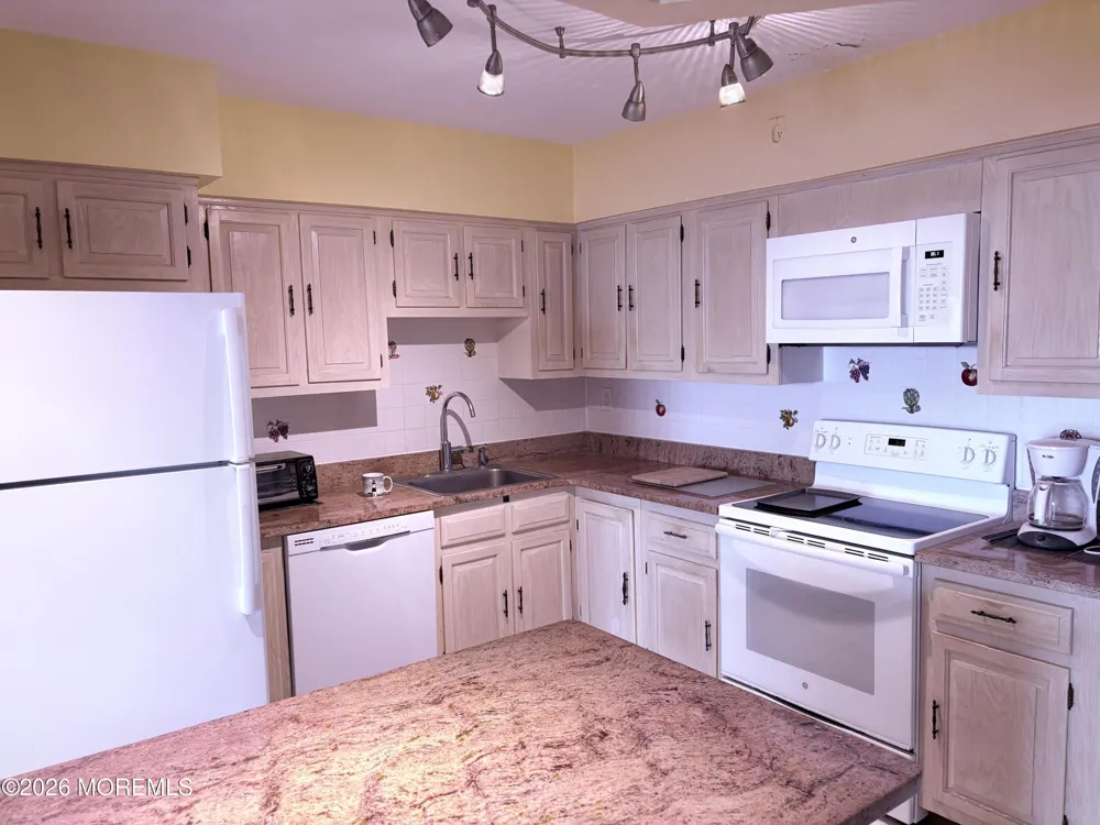 1 Channel Drive #1003 Monmouth Beach, NJ 07750