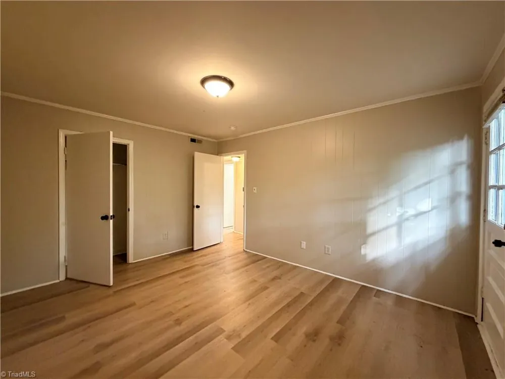 142 Weatherwood Court #B Winston-Salem, NC 27103