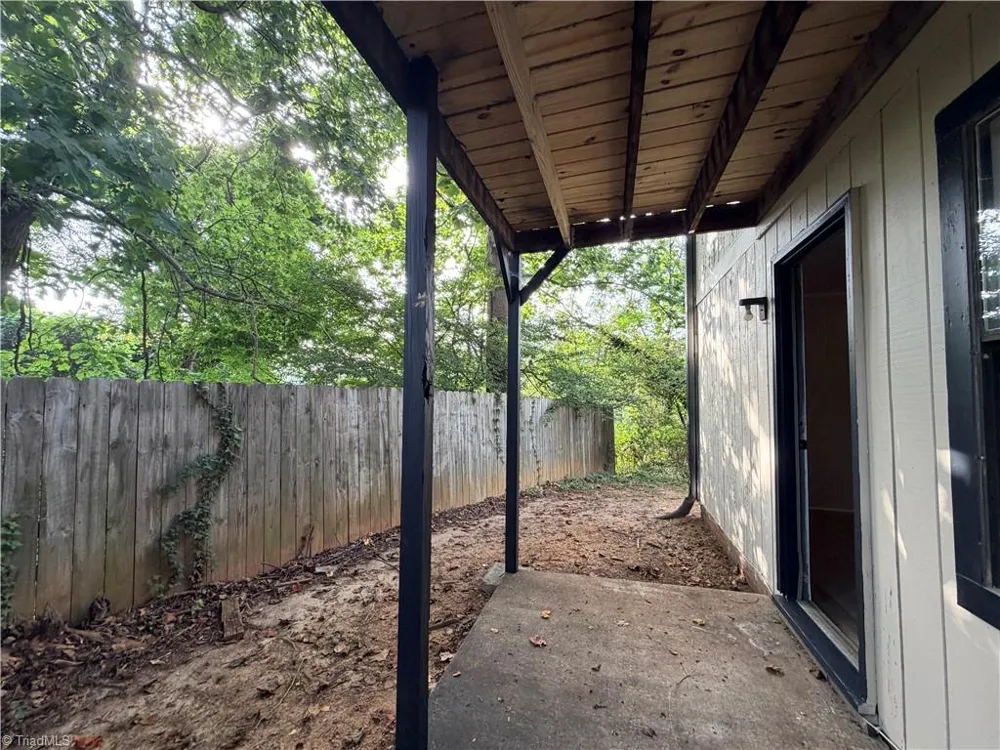 142 Weatherwood Court #B Winston-Salem, NC 27103