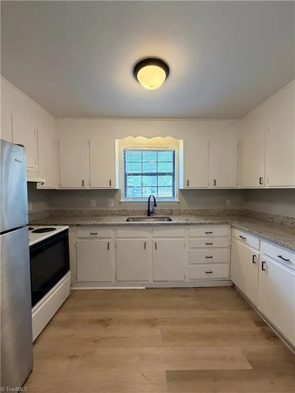 142 Weatherwood Court #B Winston-Salem, NC 27103