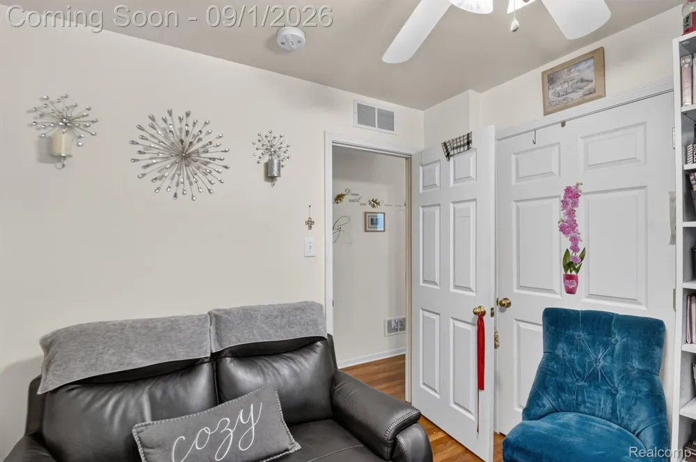 1287 Hunter Avenue Ypsilanti Charter Township, MI 48198