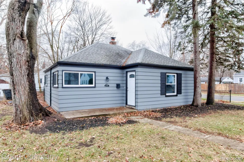 1710 Woodward Heights Ferndale City, MI 48220