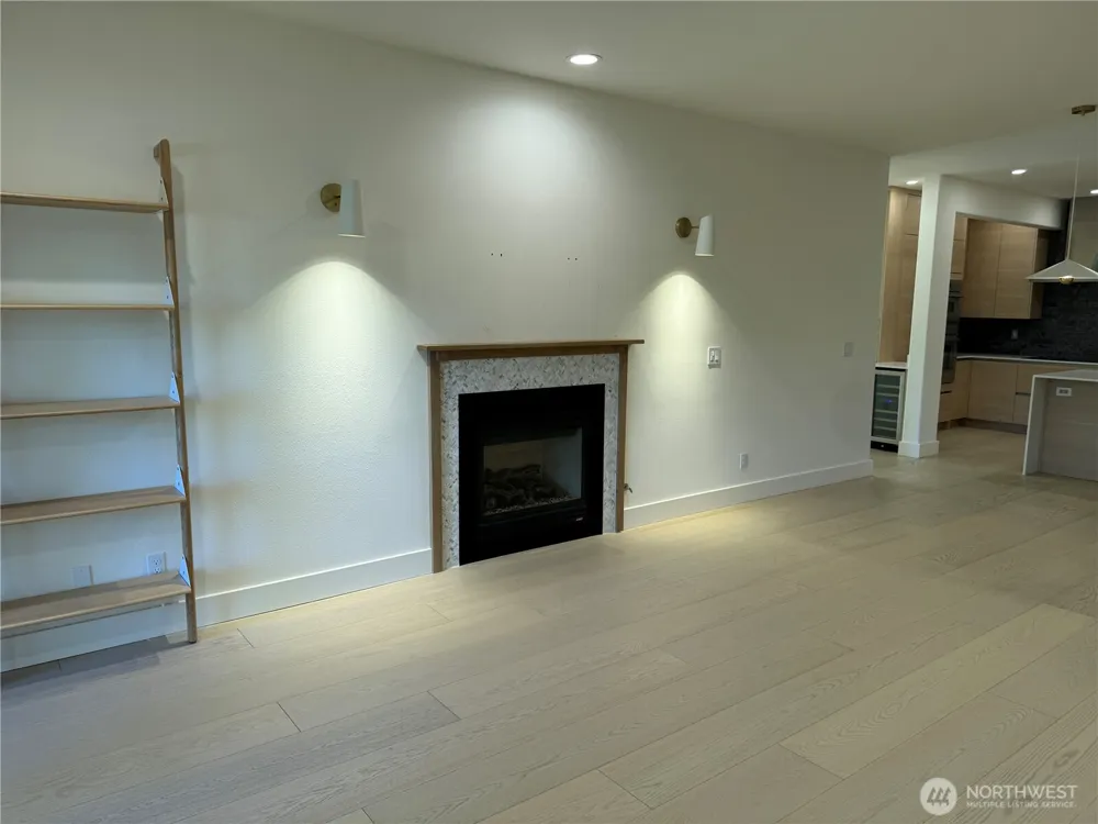360 Knechtel Way NE #207 Bainbridge Island, WA 98110