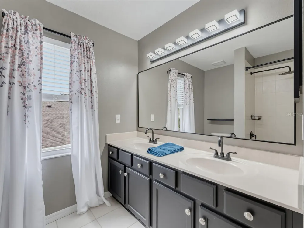 1900 CARDAMON DRIVE Trinity, FL 34655