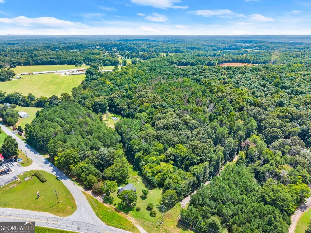 1097 Doster RD Jefferson, GA 30549