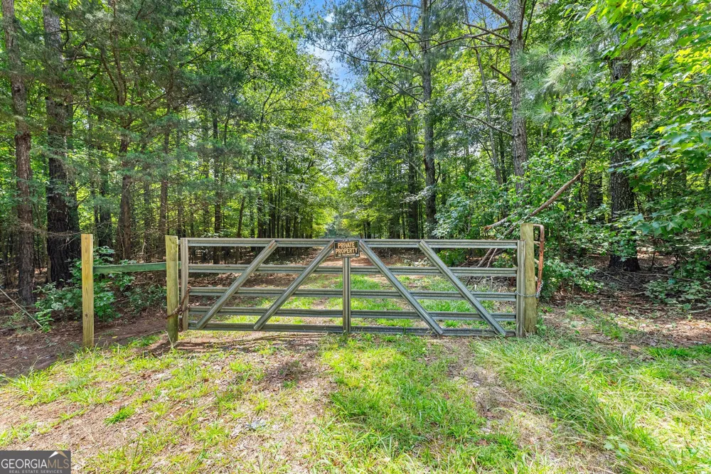 1097 Doster RD Jefferson, GA 30549