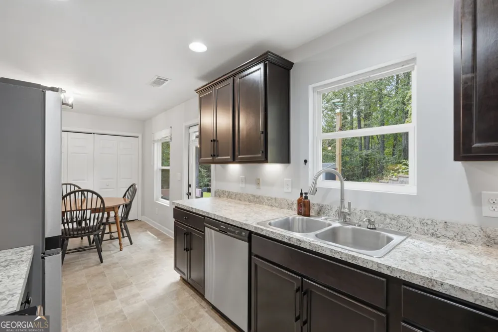 5387 Auraria RD Dawsonville, GA 30534