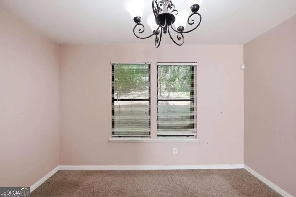 1001 Chapman LN Stone Mountain, GA 30088