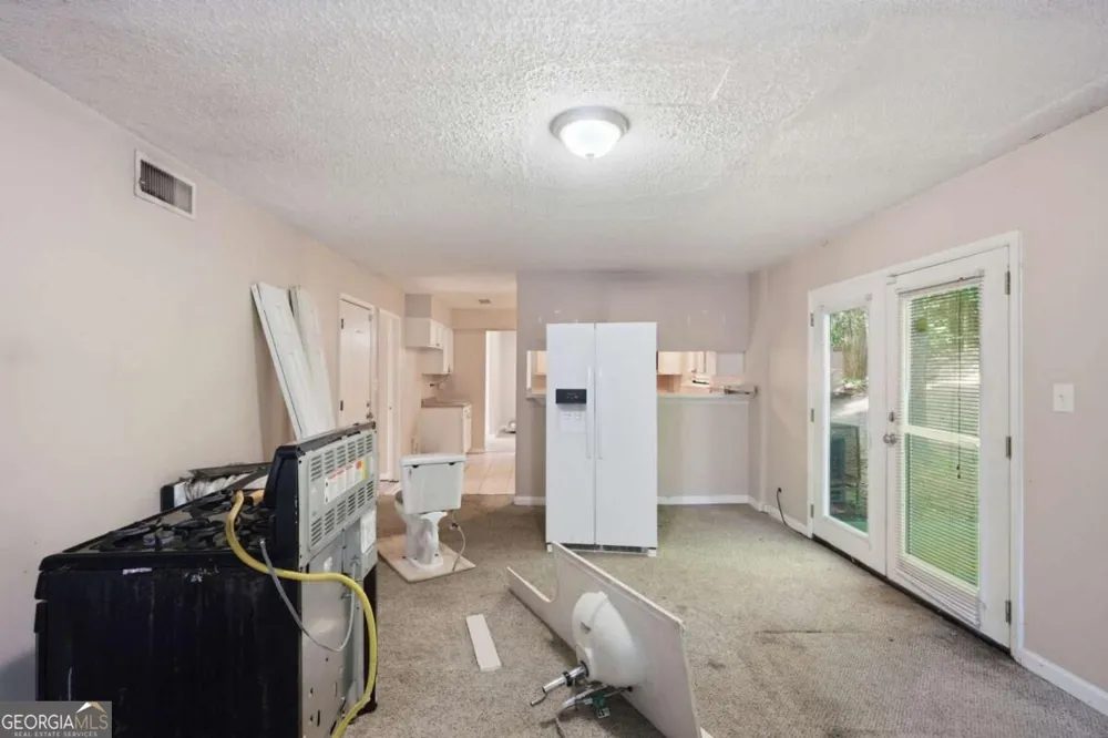 1001 Chapman LN Stone Mountain, GA 30088