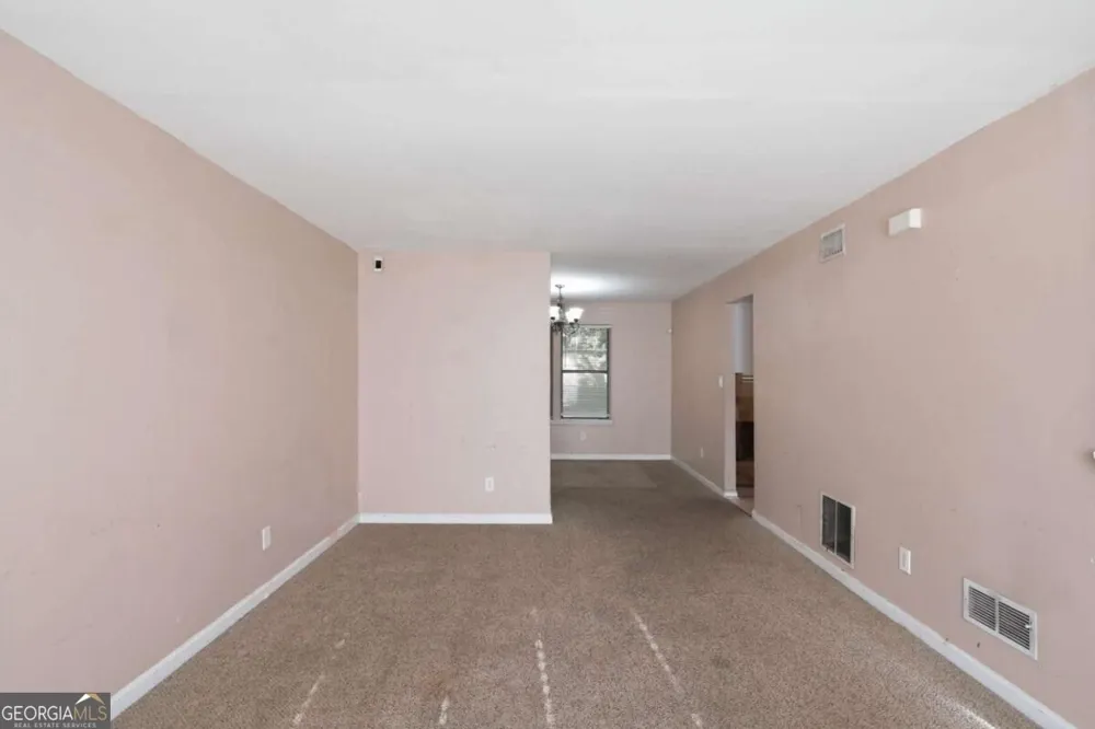 1001 Chapman LN Stone Mountain, GA 30088