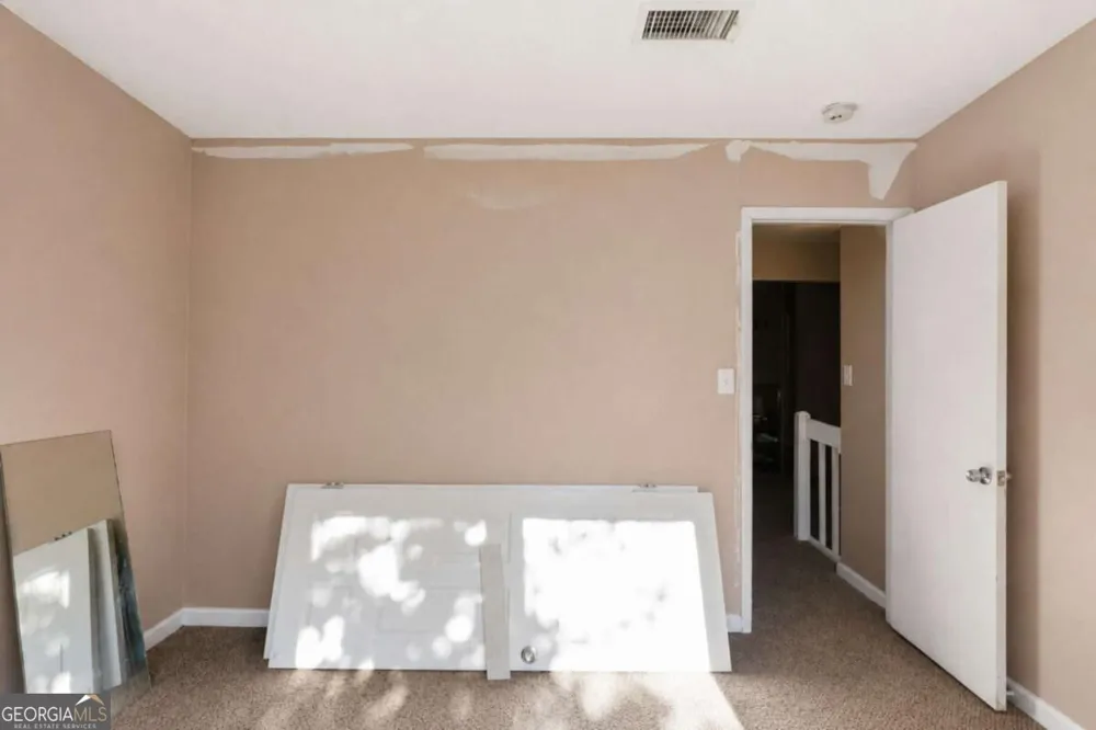 1001 Chapman LN Stone Mountain, GA 30088