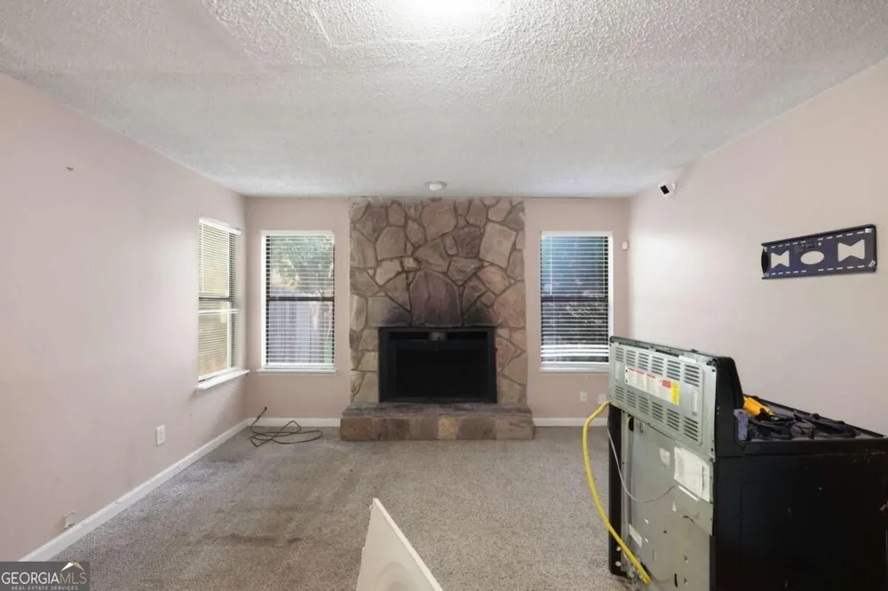 1001 Chapman LN Stone Mountain, GA 30088