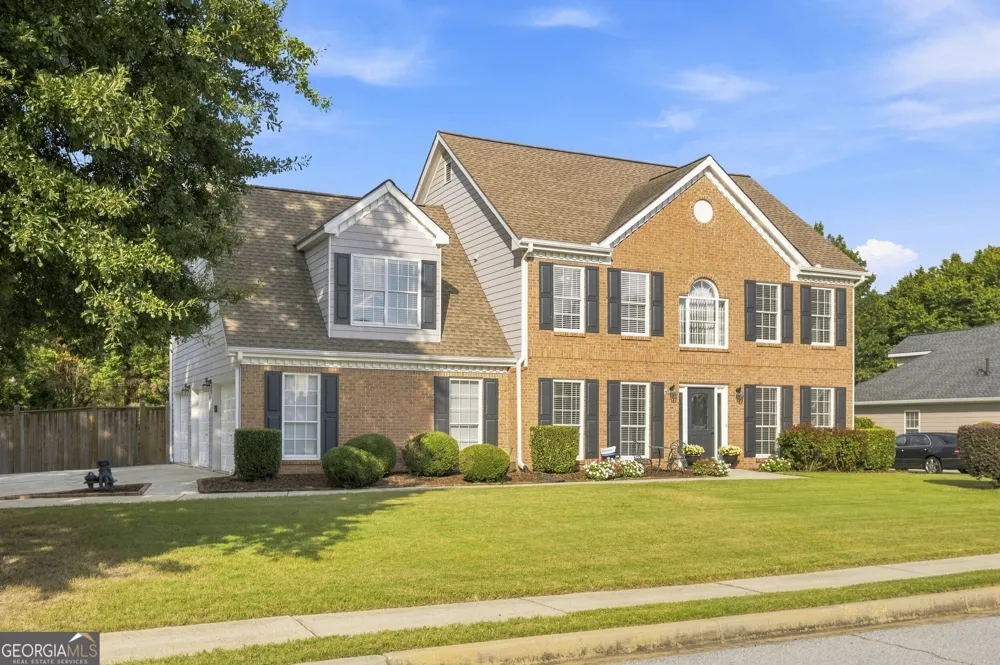 3845 Brushy Wood CT Loganville, GA 30052