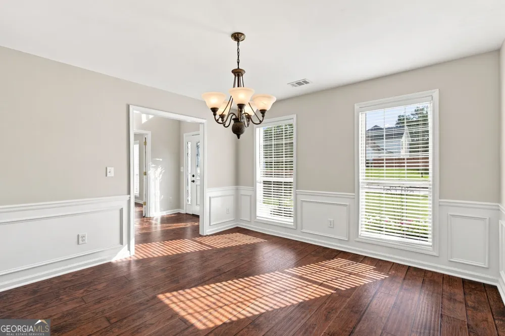 3845 Brushy Wood CT Loganville, GA 30052